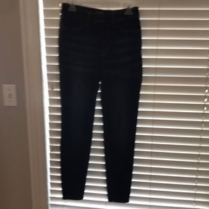 Judy blue pull on jean, new without tags